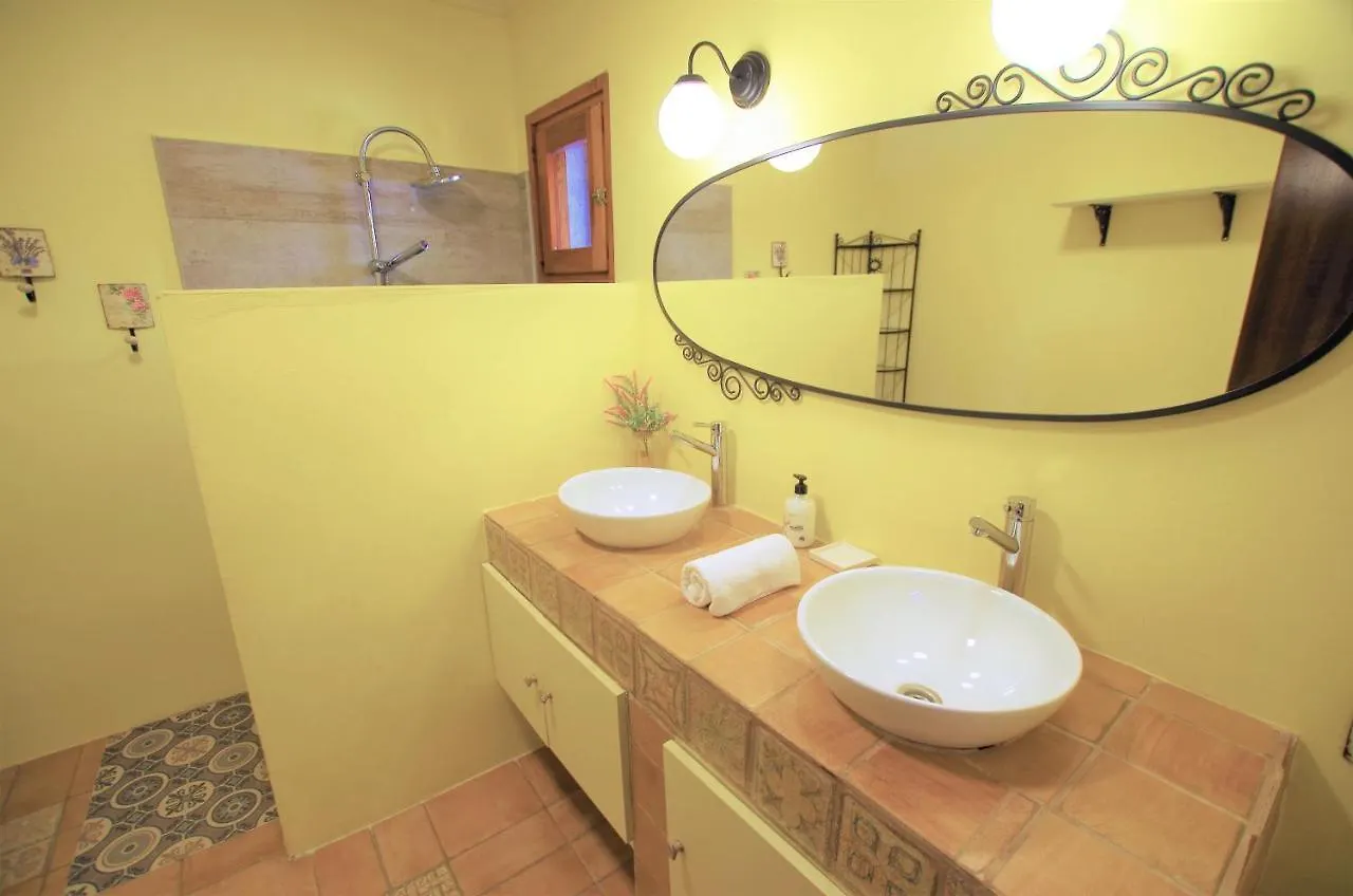 V&V Lloret - Villa Elsa: Luxurious 10-Person Villa with Dual Pools and Lush Garden Lloret de Mar Spain