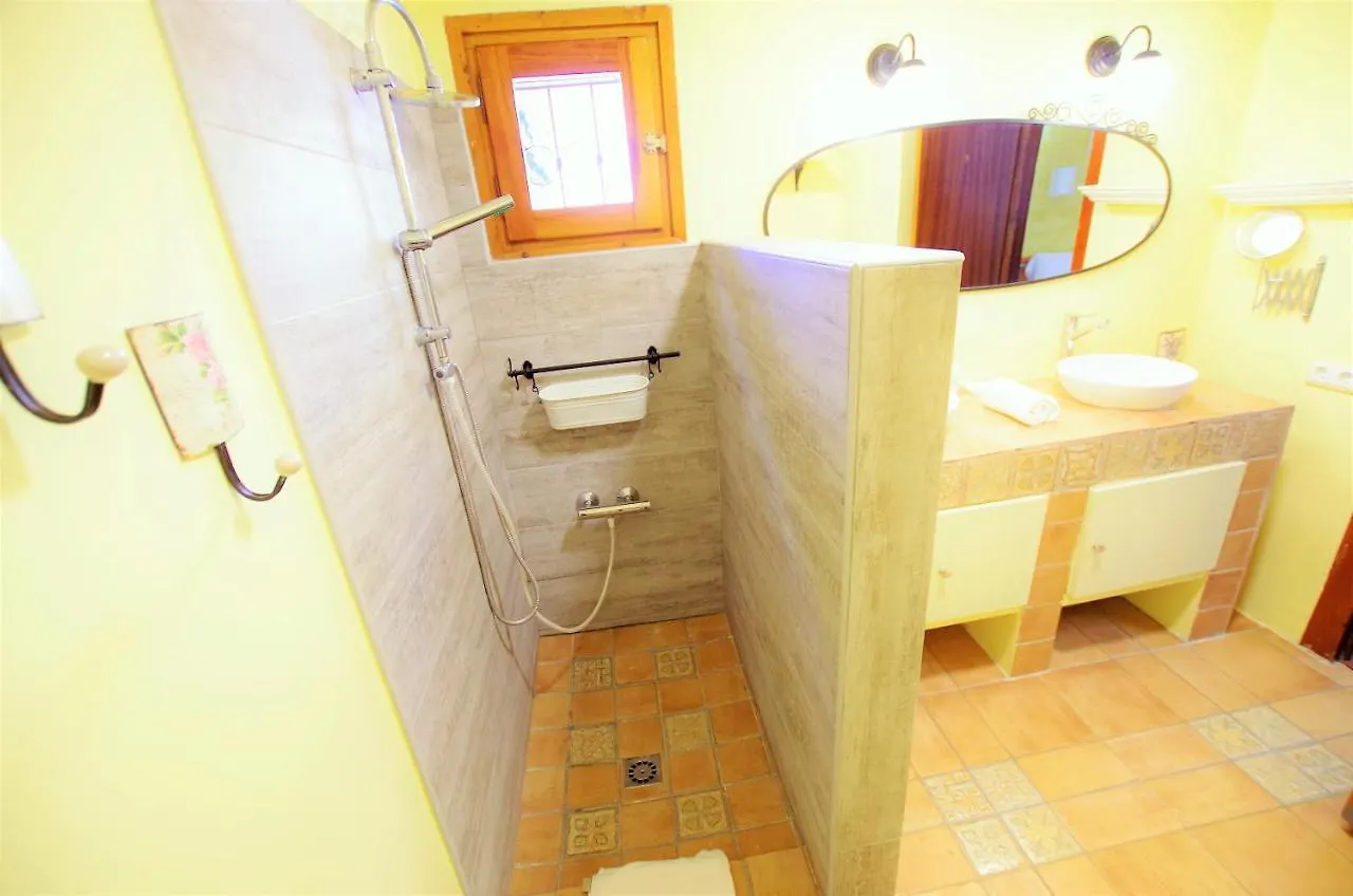 V&V Lloret - Villa Elsa: Luxurious 10-Person Villa with Dual Pools and Lush Garden Lloret de Mar 0*,  Spain
